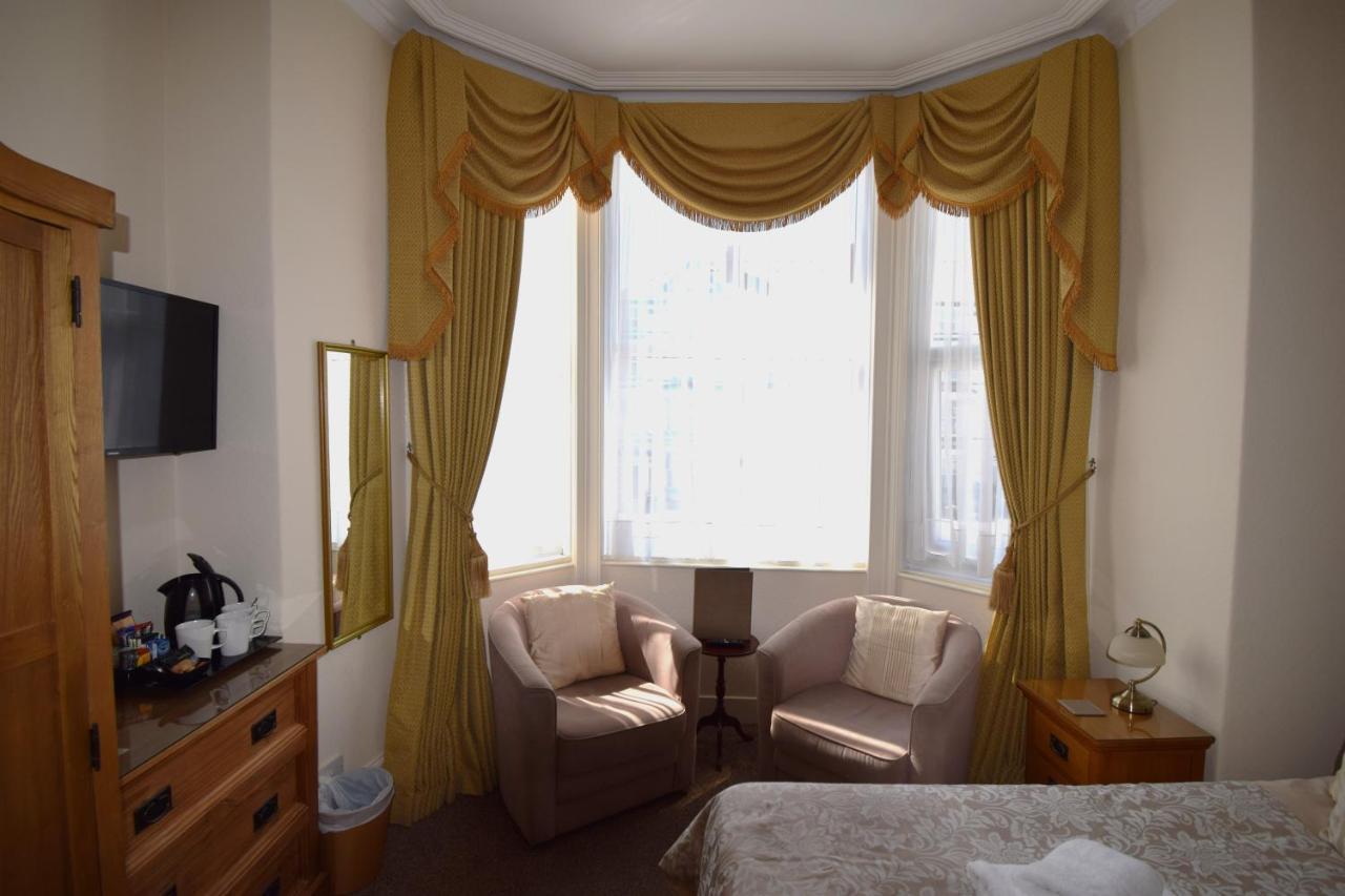 Cedar Lodge Лландидно Екстер'єр фото